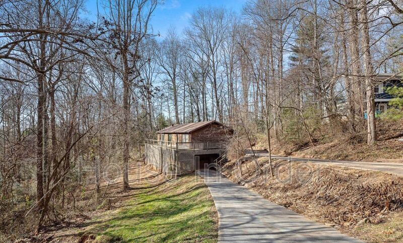 42 Mountain Site Ln in Asheville, NC - Building Photo