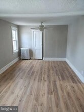 100 E Holly in Oaklyn, NJ - Building Photo - Building Photo