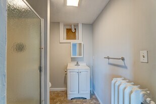 65 Edgewood Ave in New Haven, CT - Building Photo