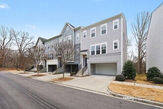 15167 Rocky Blf Lp in Davidson, NC - Foto de edificio - Building Photo
