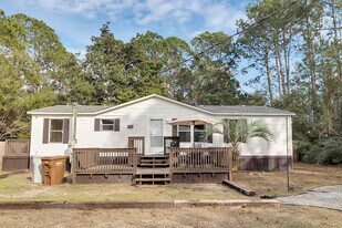 1964 Adams St in Navarre, FL - Building Photo