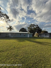 122 Laurel Oak St in West Melbourne, FL - Building Photo - Building Photo