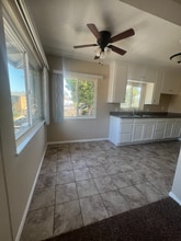 2006 E Whiting Ave in Fullerton, CA - Building Photo - Building Photo