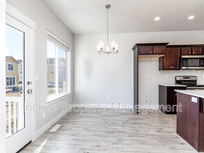 16297 S Truss Dr in Bluffdale, UT - Building Photo - Building Photo