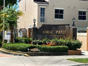 675 NW 85th Ct in Miami, FL - Building Photo - Building Photo