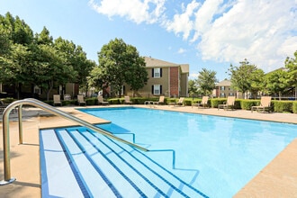 Aspen Village in Broken Arrow, OK - Building Photo - Building Photo