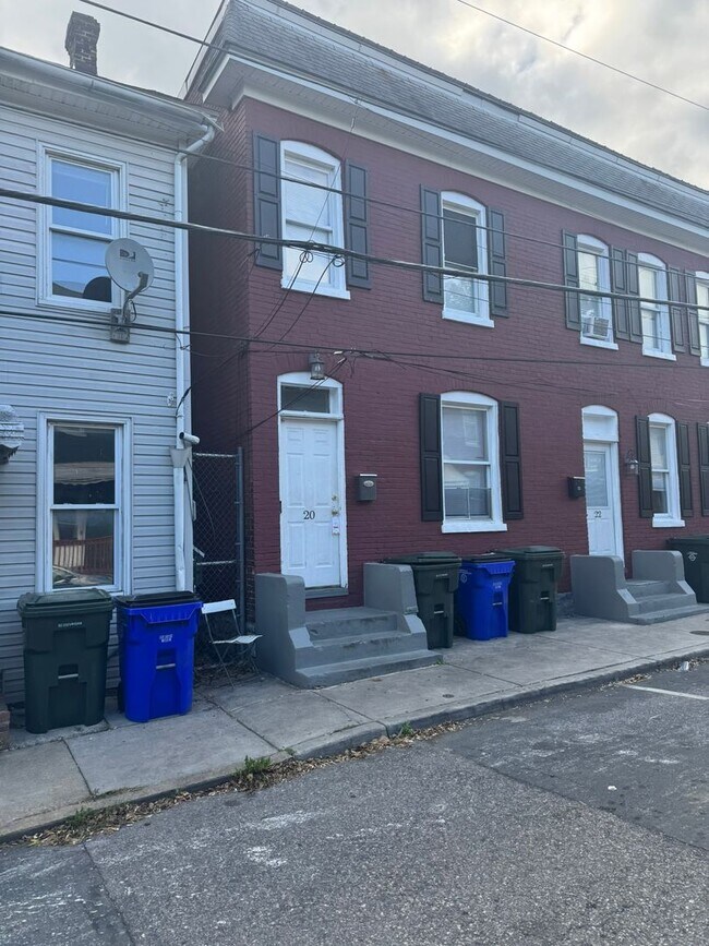20-22 Elizabeth St in Hagerstown, MD - Building Photo - Building Photo