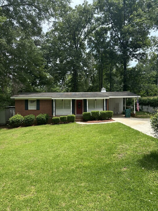 126 Allenwood Rd SW in Milledgeville, GA - Building Photo