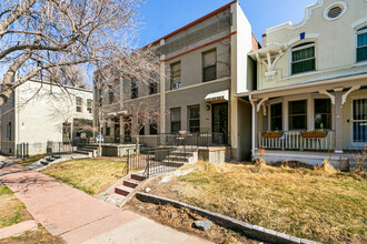 Ogden Park Townhomes in Denver, CO - Building Photo - Building Photo