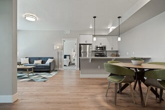Rosewood and Rosewood Premier in Boise, ID - Foto de edificio - Building Photo