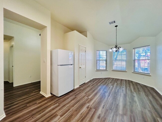 1200 Brighton Bend Ln in Cedar Park, TX - Building Photo - Building Photo