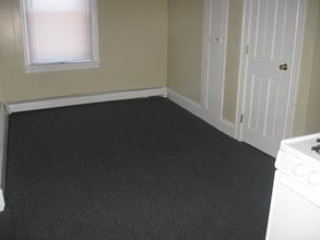 271 Woonasquatucket Ave in North Providence, RI - Building Photo - Building Photo