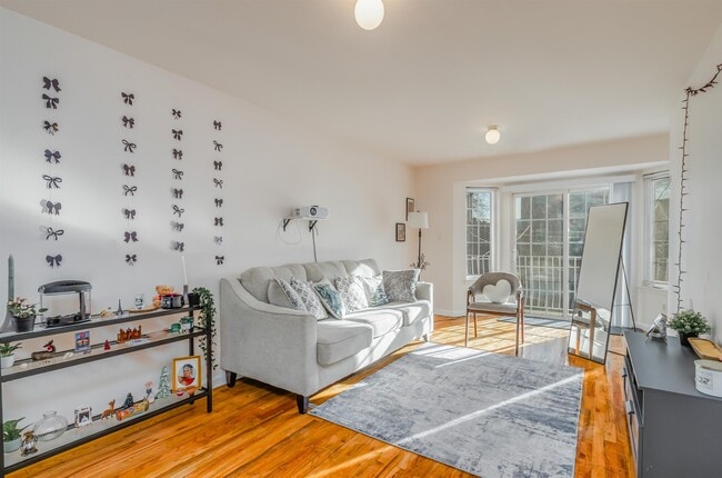 225 Belvidere Ave in Jersey City, NJ - Building Photo - Building Photo