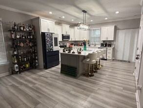 1614 Hawthorne Dr in Chesapeake, VA - Building Photo - Building Photo