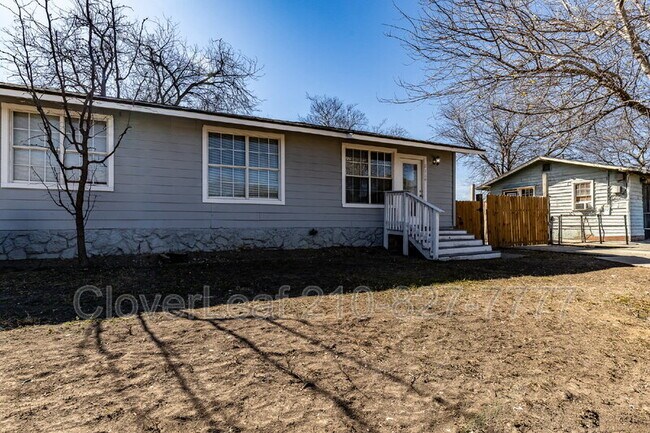 2114 Jupiter St in San Antonio, TX - Building Photo - Building Photo
