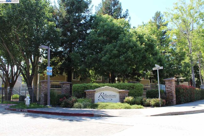210 Reflections Dr, Unit 26 in San Ramon, CA - Building Photo - Building Photo