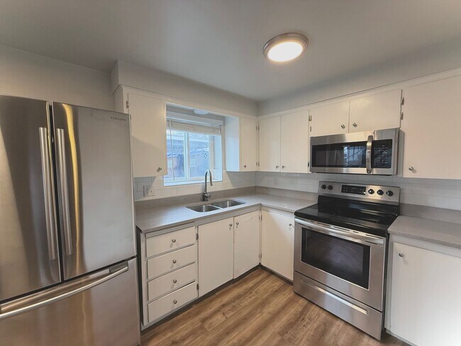 181 E Helm Ave in South Salt Lake, UT - Building Photo - Building Photo