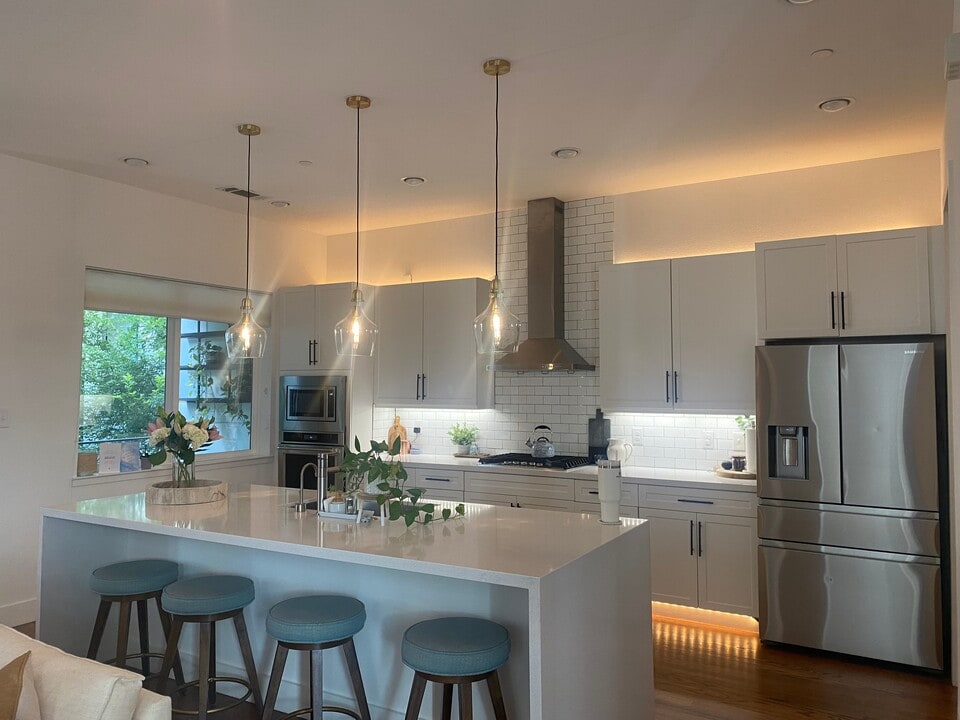 5705 Bryan Pkwy in Dallas, TX - Building Photo