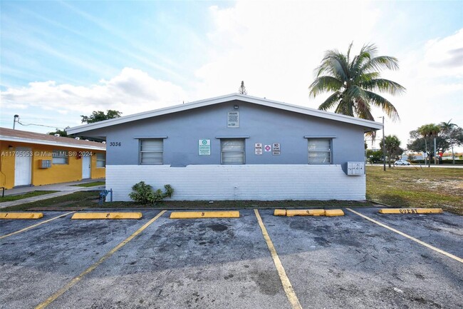 3036 NW 2nd St in Pompano Beach, FL - Building Photo - Building Photo