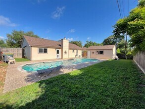 31326 Alice Ln in Tomball, TX - Building Photo - Building Photo