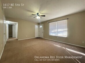 1617 NE 5th St in Moore, OK - Building Photo - Building Photo