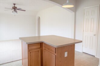 19031 Telford Way in Tomball, TX - Building Photo - Building Photo