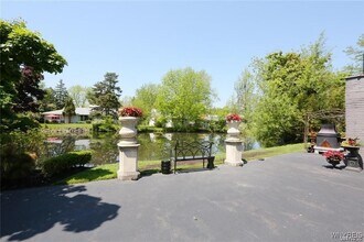 72 N Long St in Buffalo, NY - Building Photo - Building Photo