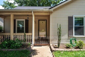 5432 Village Way in Nashville, TN - Building Photo - Building Photo