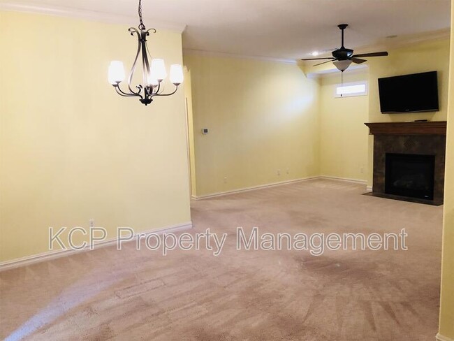 8105 Cisterna Way in Fort Smith, AR - Building Photo - Building Photo
