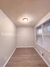 4365 Stonewall Tell Rd in College Park, GA - Building Photo - Building Photo