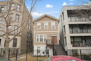 1635 W Warren Blvd, Unit 1 in Chicago, IL - Building Photo