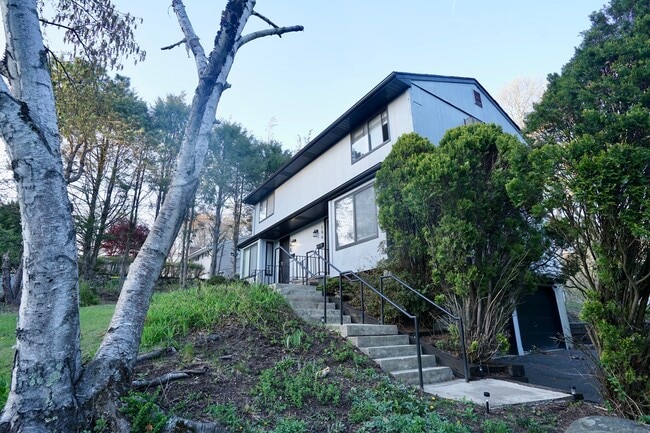 property at 186 Moreland Ave