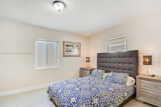 518 SW 7th Ave in Miami, FL - Building Photo - Building Photo