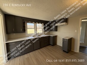 196 Kentucky Ave in Junction City, KY - Building Photo - Building Photo