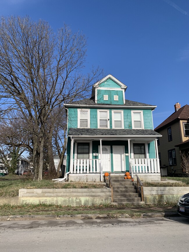 672 Stewart Ave, Unit 672 Stewart Ave in Columbus, OH - Building Photo - Building Photo