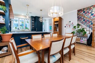 452 W 4th St in Boston, MA - Building Photo