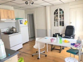 361 Beacon St-Unit -Apt 1 in Somerville, MA - Building Photo - Building Photo