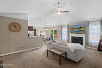 758 Radiant Dr photo'