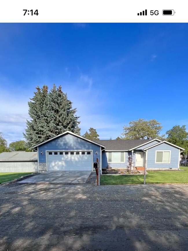 2603 S 86th Ave in Yakima, WA - Building Photo - Building Photo