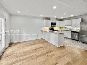 438 The North Chace in Atlanta, GA - Building Photo - Building Photo