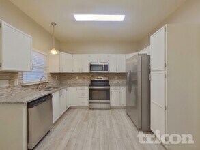 4621 Sahalee Ln in Charlotte, NC - Building Photo - Building Photo