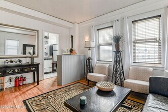 400 Deal Lake Dr in Asbury Park, NJ - Foto de edificio - Building Photo