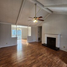 103 Brams Ct in Taylors, SC - Building Photo - Building Photo
