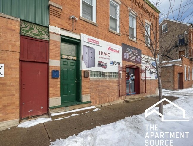 3248 W 25th St, Unit 2 in Chicago, IL - Building Photo - Building Photo