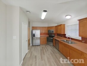 7210 Compass Point Dr in Rowlett, TX - Building Photo - Building Photo