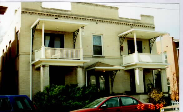 Aspen House in Denver, CO - Foto de edificio - Building Photo