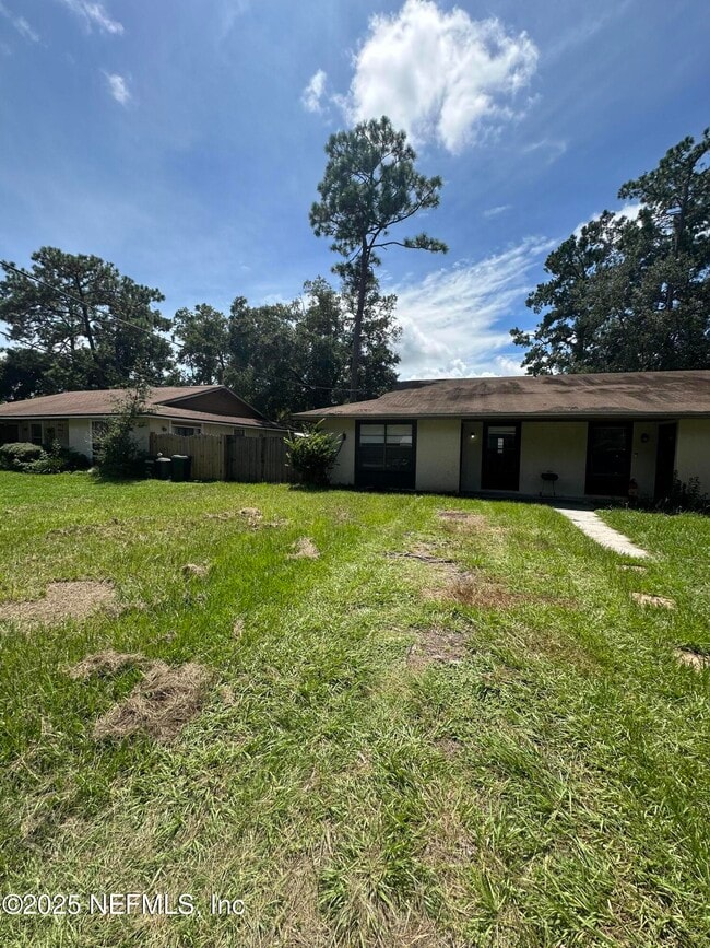 property at 2936 Shelby Dr