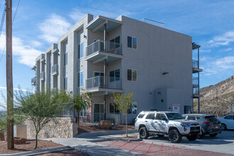 Cotton view Apartments in El Paso, TX - Building Photo - Building Photo