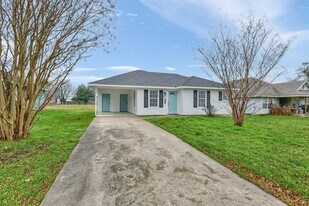 607 Oldham St in Bonham, TX - Building Photo