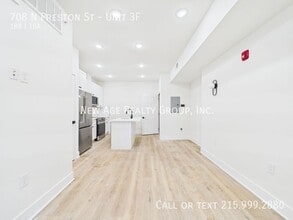708 N Preston St, Unit Unit 3F in Philadelphia, PA - Building Photo - Building Photo